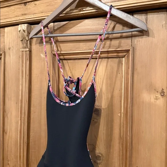 Seea Nazare Surf Bodysuit - Picture 4 of 7